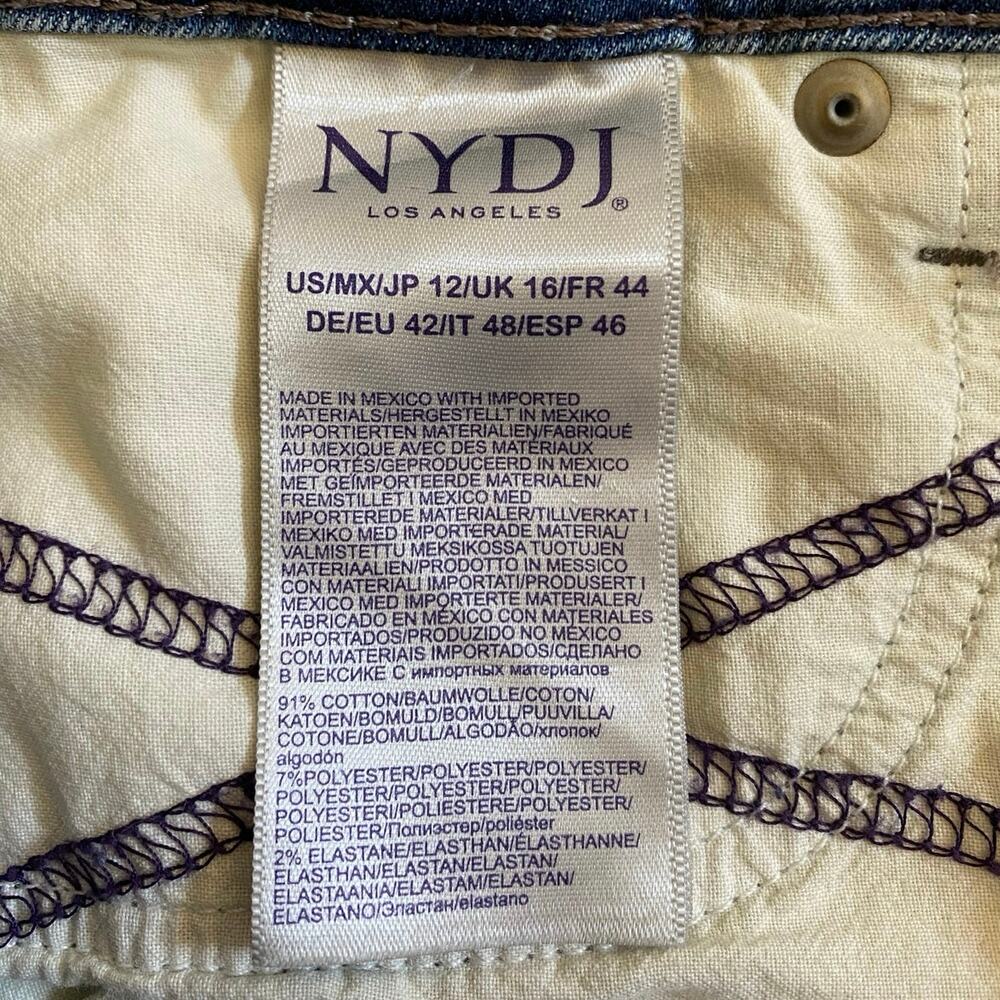 NYDJ Boyfriend Jeans Women Size 12 Blue Denim with Flower Embroidered 5 Pocket - Picture 9 of 13